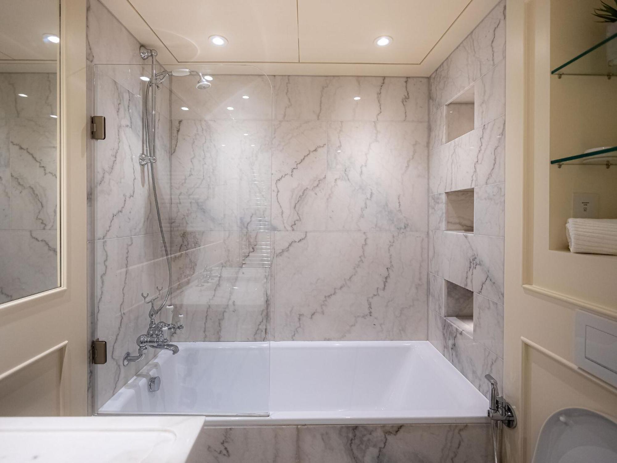 Modern Deluxe Five Bedroom House Near Chalk Farm Station By Belvilla London Kültér fotó