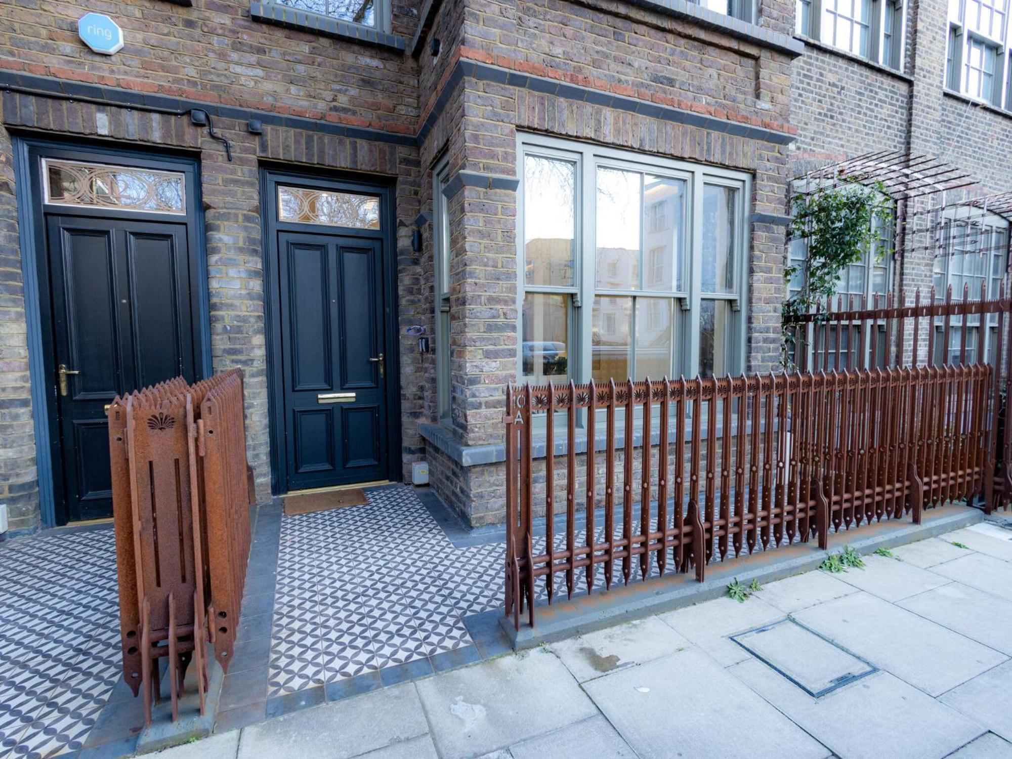 Modern Deluxe Five Bedroom House Near Chalk Farm Station By Belvilla London Kültér fotó