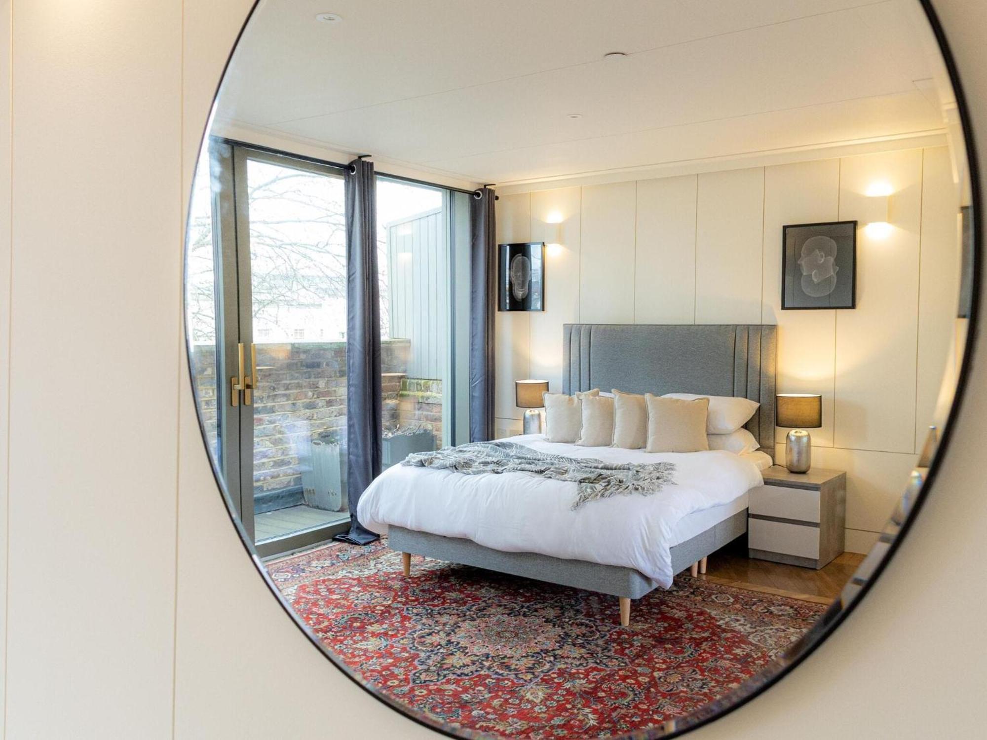 Modern Deluxe Five Bedroom House Near Chalk Farm Station By Belvilla London Kültér fotó