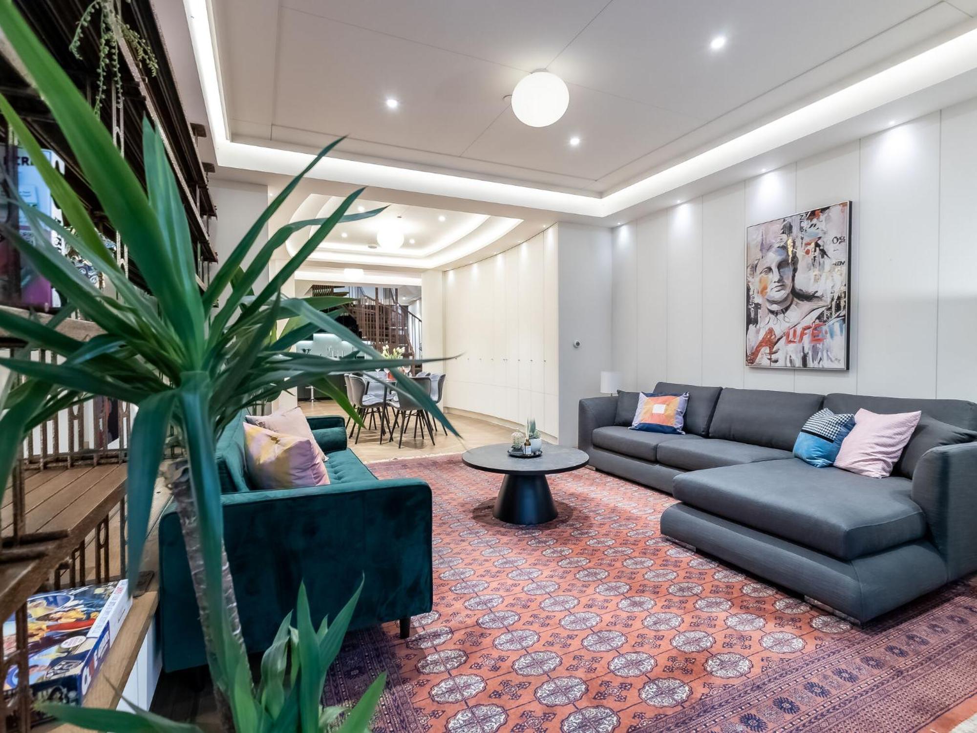Modern Deluxe Five Bedroom House Near Chalk Farm Station By Belvilla London Kültér fotó